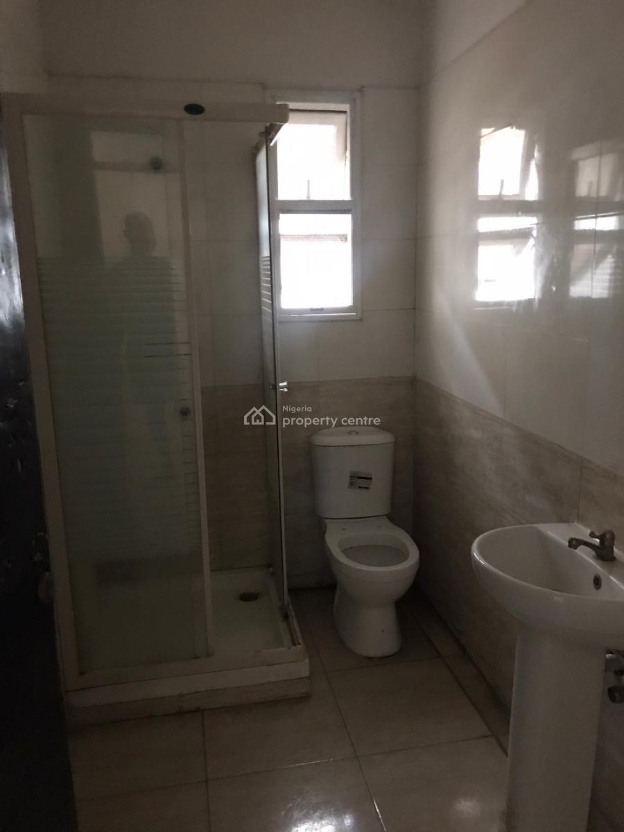 Spacious 4 Bedroom, Lekki Phase 1, Lekki, Lagos, Semi-detached Duplex for Rent