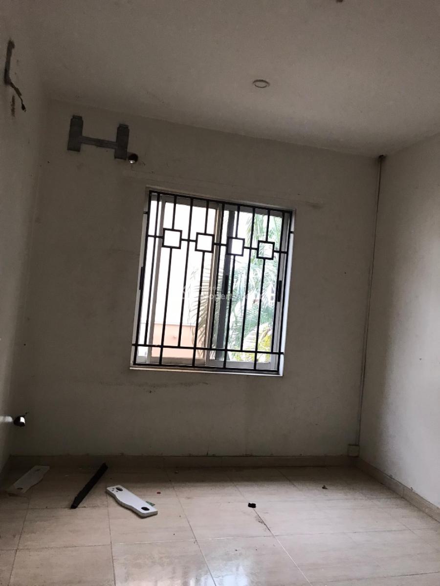 Spacious 4 Bedroom, Lekki Phase 1, Lekki, Lagos, Semi-detached Duplex for Rent