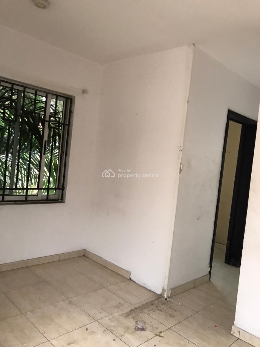 Spacious 4 Bedroom, Lekki Phase 1, Lekki, Lagos, Semi-detached Duplex for Rent