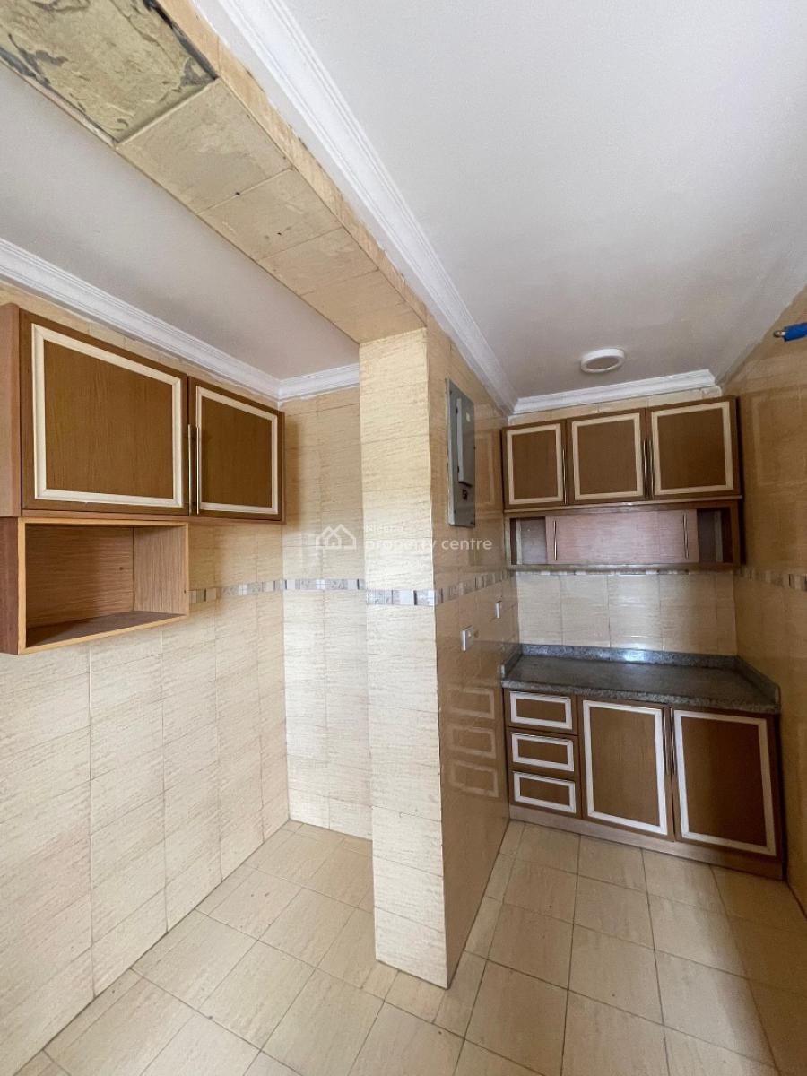 Neatly Built 3 Bedroom Apartment, Victoria Island (vi), Lagos, Flat / Apartment for Rent