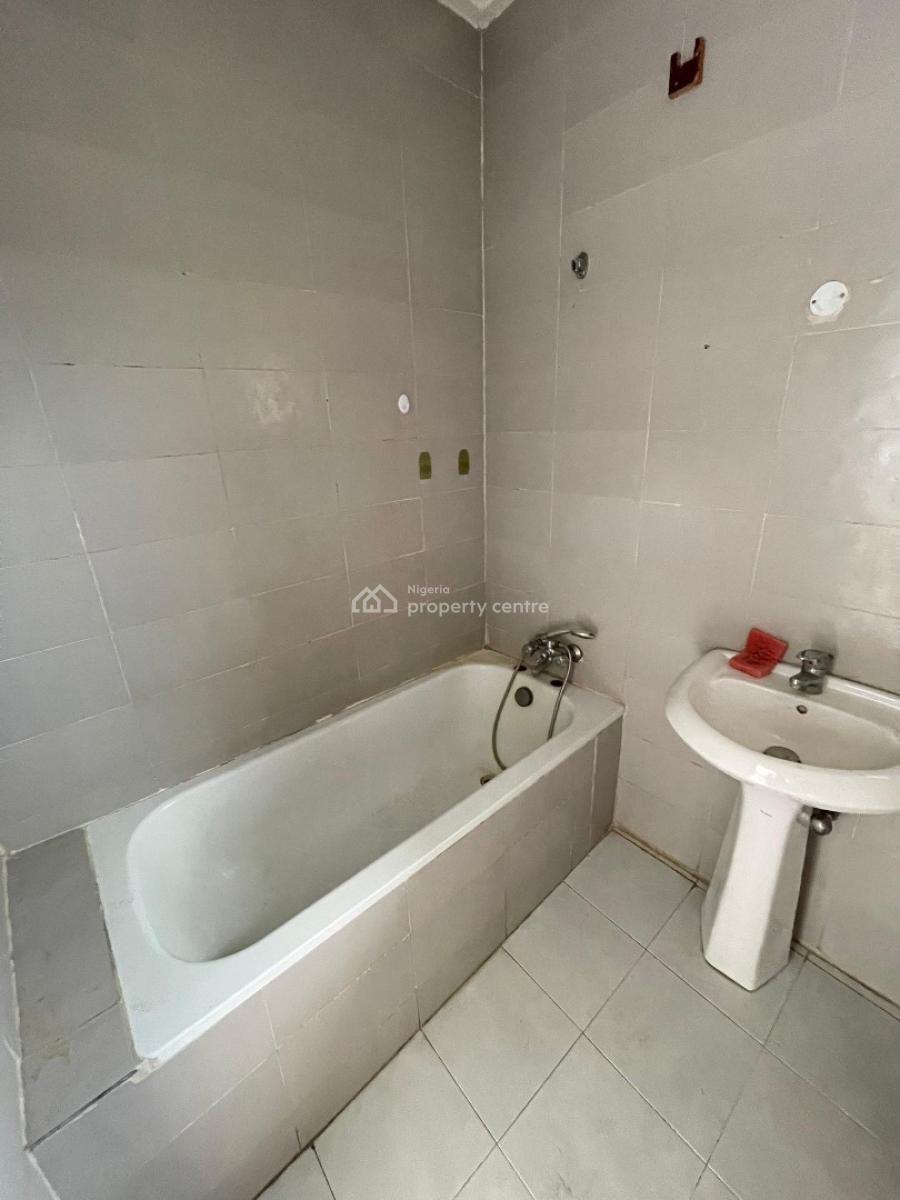 Neatly Built 3 Bedroom Apartment, Victoria Island (vi), Lagos, Flat / Apartment for Rent