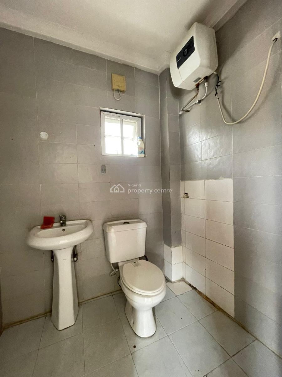 Neatly Built 3 Bedroom Apartment, Victoria Island (vi), Lagos, Flat / Apartment for Rent