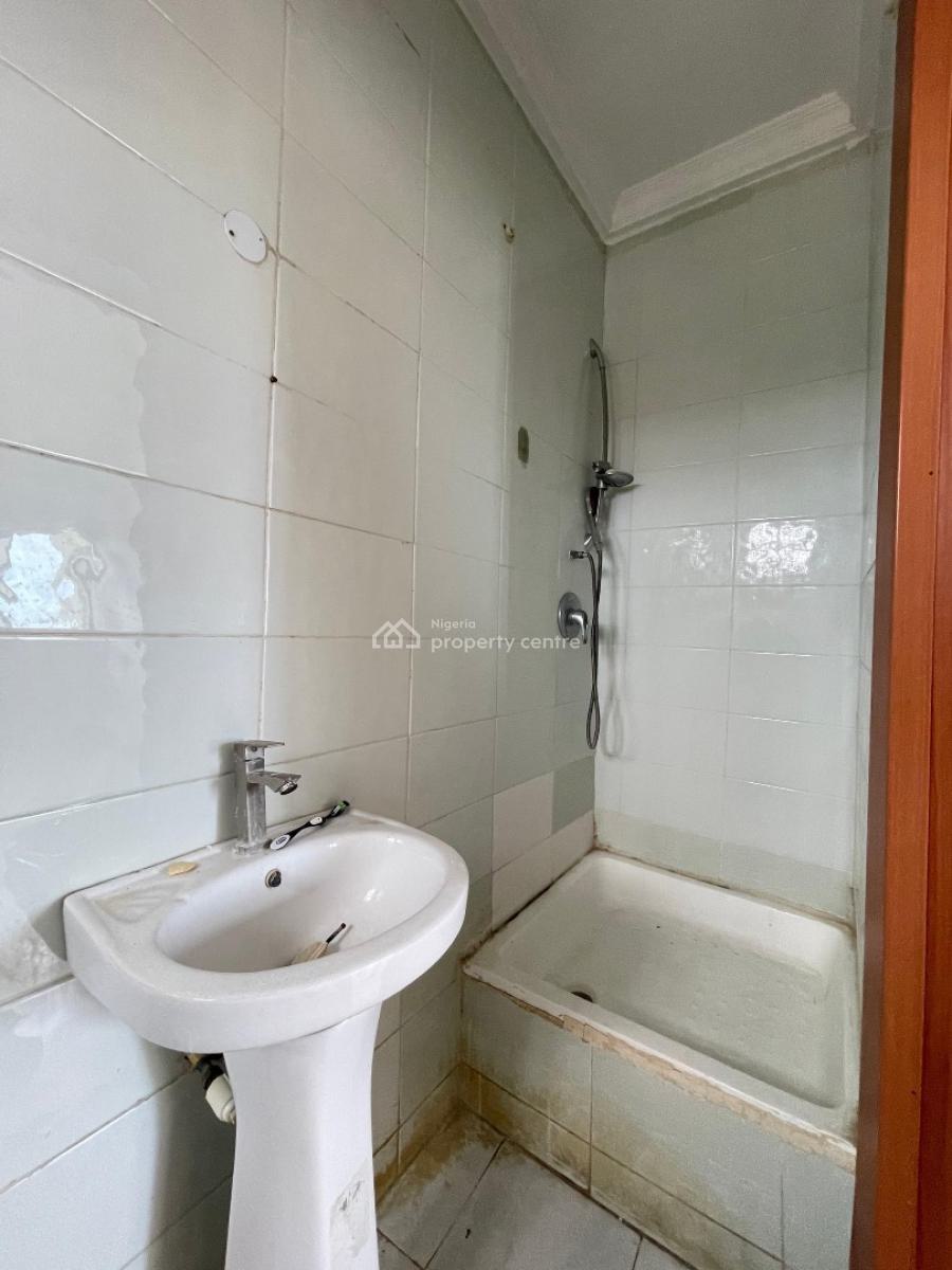 Neatly Built 3 Bedroom Apartment, Victoria Island (vi), Lagos, Flat / Apartment for Rent