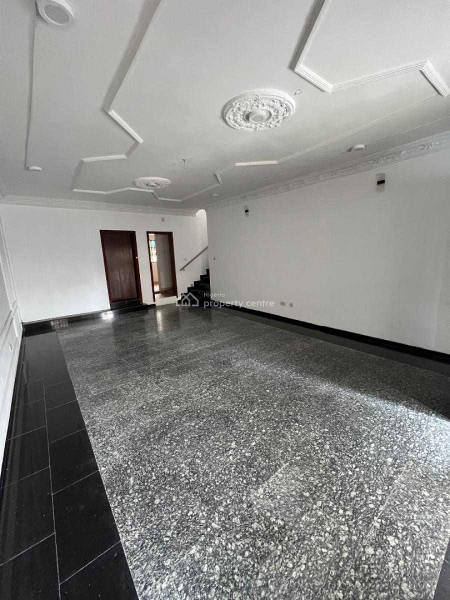 3-bedroom Terrace Duplex, Suitable for Commercial Use, Lekki Phase 1, Lekki, Lagos, Commercial Property for Rent