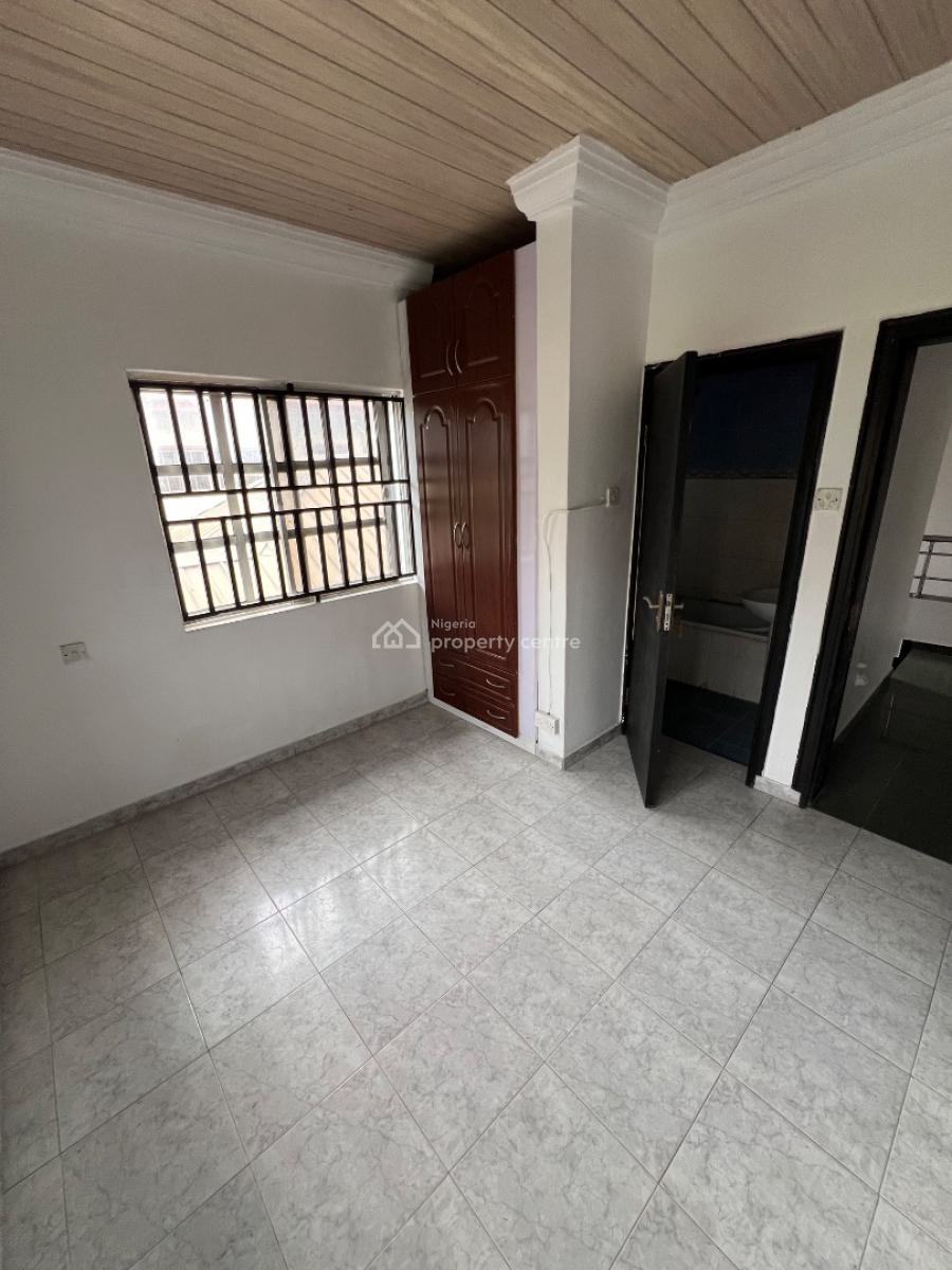 3-bedroom Terrace Duplex, Suitable for Commercial Use, Lekki Phase 1, Lekki, Lagos, Commercial Property for Rent