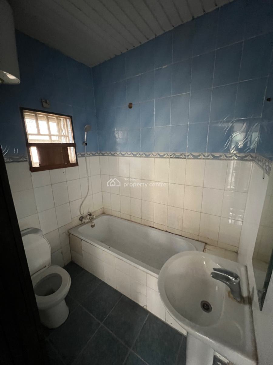 3-bedroom Terrace Duplex, Suitable for Commercial Use, Lekki Phase 1, Lekki, Lagos, Commercial Property for Rent