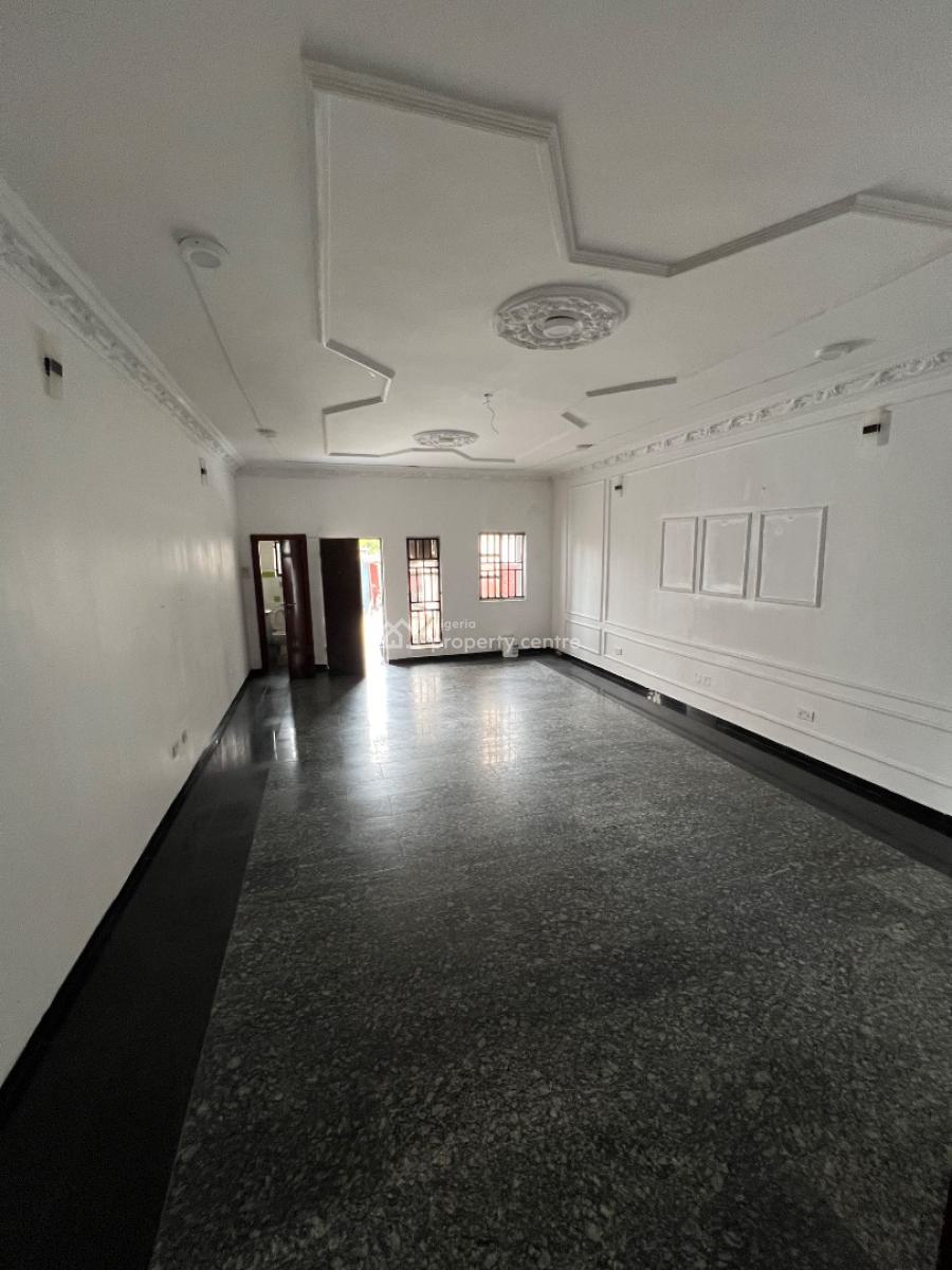 3-bedroom Terrace Duplex, Suitable for Commercial Use, Lekki Phase 1, Lekki, Lagos, Commercial Property for Rent