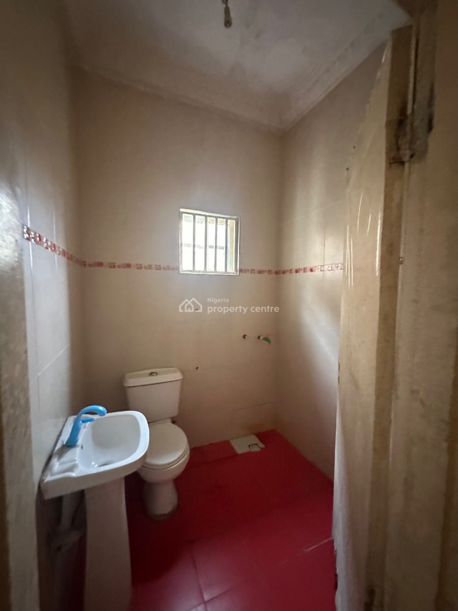 Excellent Spacious 3 Bedroom Apartment, Cbn Estate, Lokogoma District, Abuja, Flat / Apartment for Rent