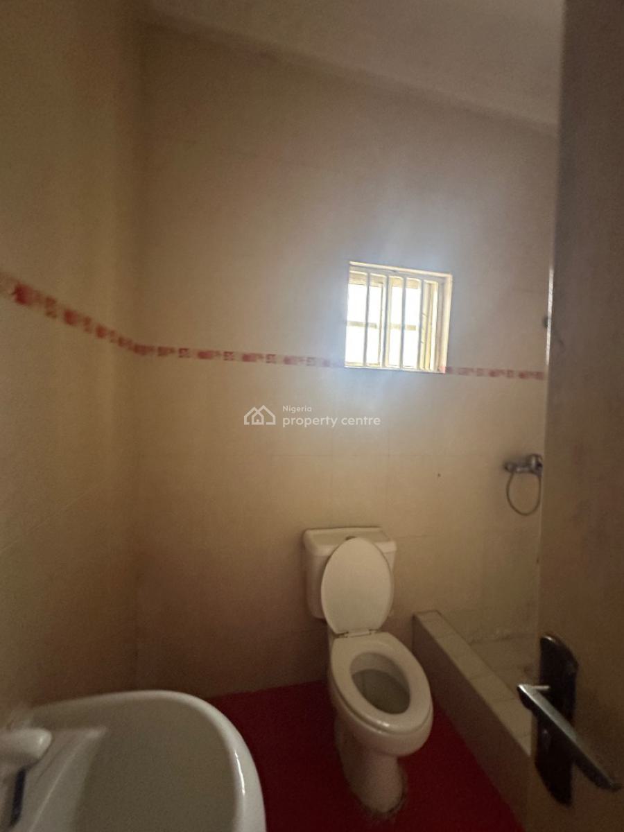 Excellent Spacious 3 Bedroom Apartment, Cbn Estate, Lokogoma District, Abuja, Flat / Apartment for Rent