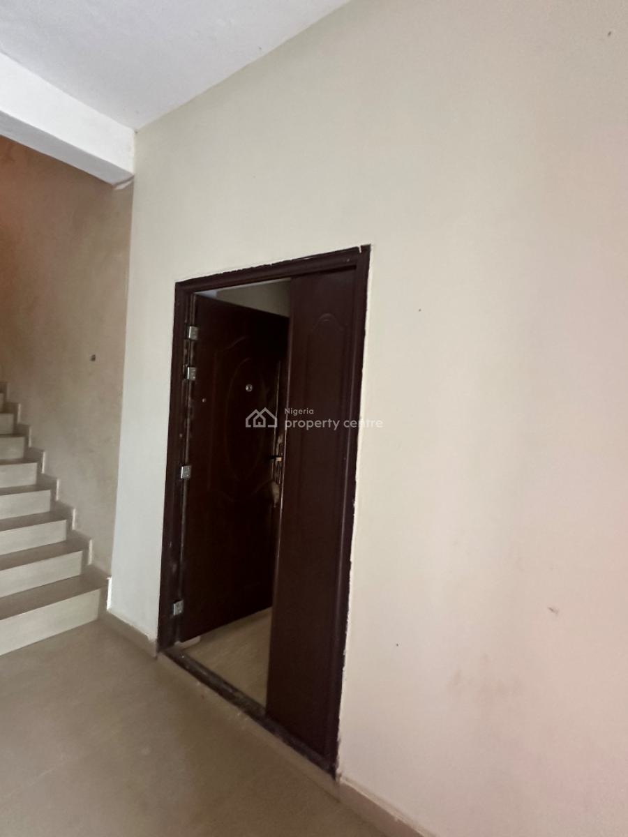 Excellent Spacious 3 Bedroom Apartment, Cbn Estate, Lokogoma District, Abuja, Flat / Apartment for Rent
