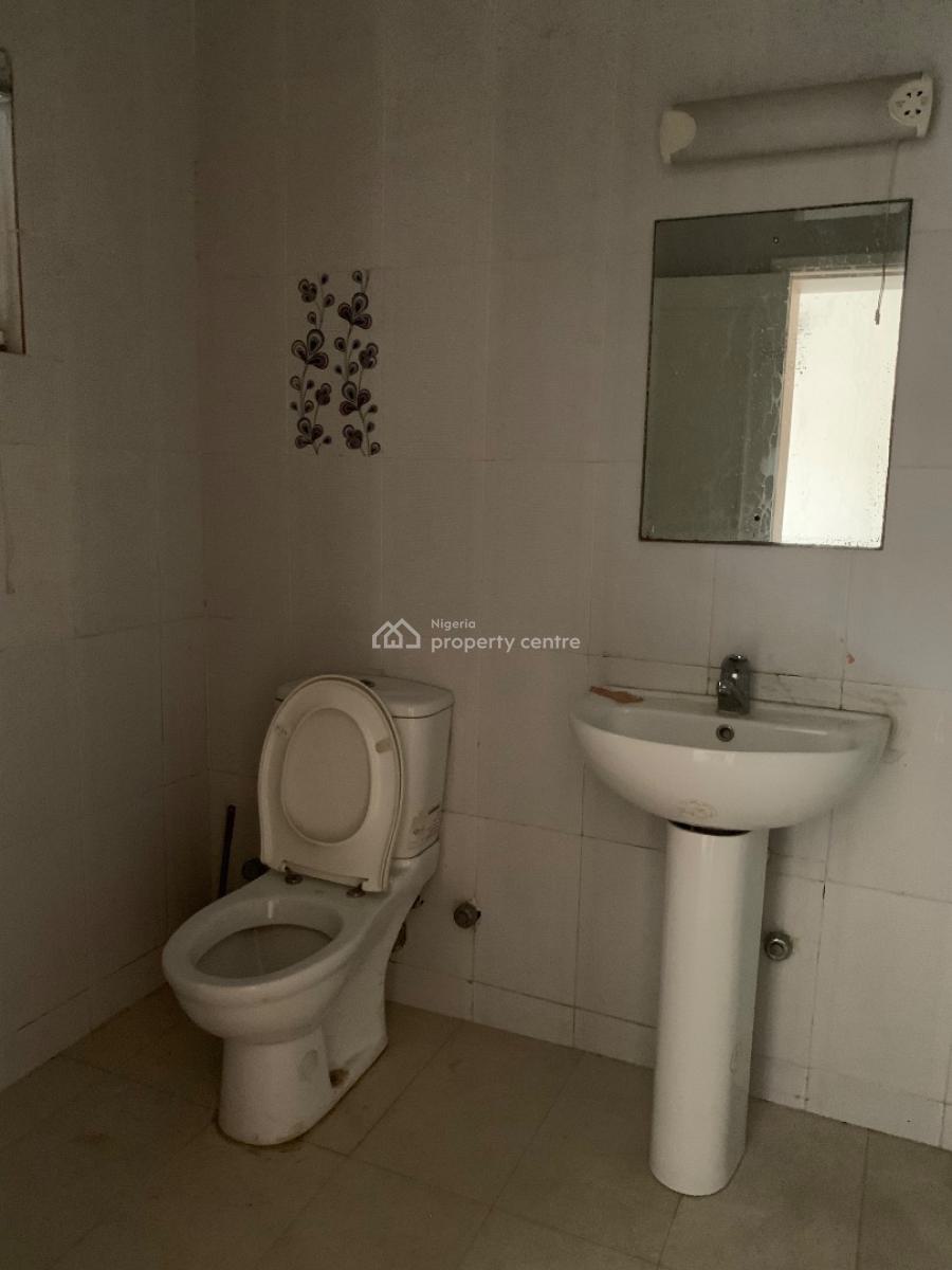 Standard 3 Bedroom Apartment with a Bq, Lekki Phase 1, Lekki, Lagos, Flat / Apartment for Rent