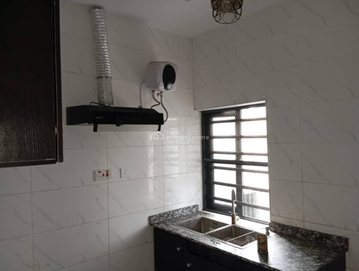 Neatly Used Standard 2 Bedroom Apartment, Ogunfayo, New Road Gbetu, Awoyaya, Ibeju Lekki, Lagos, House for Rent