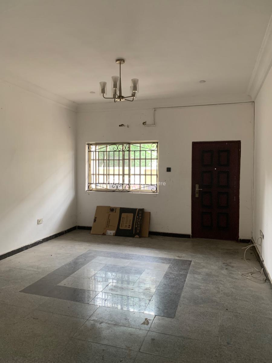 Standard 3 Bedroom Apartment, Lekki Phase 1, Lekki, Lagos, Flat / Apartment for Rent