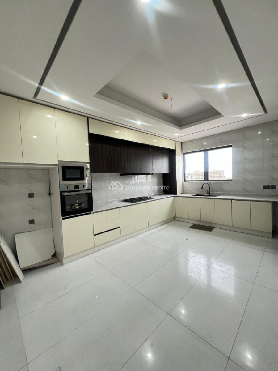 Absolutely Decent 2 Bedroom Apartment with Communal Swimming Pool Elevato, Lekki Phase 1, Lekki, Lagos, Flat / Apartment for Sale