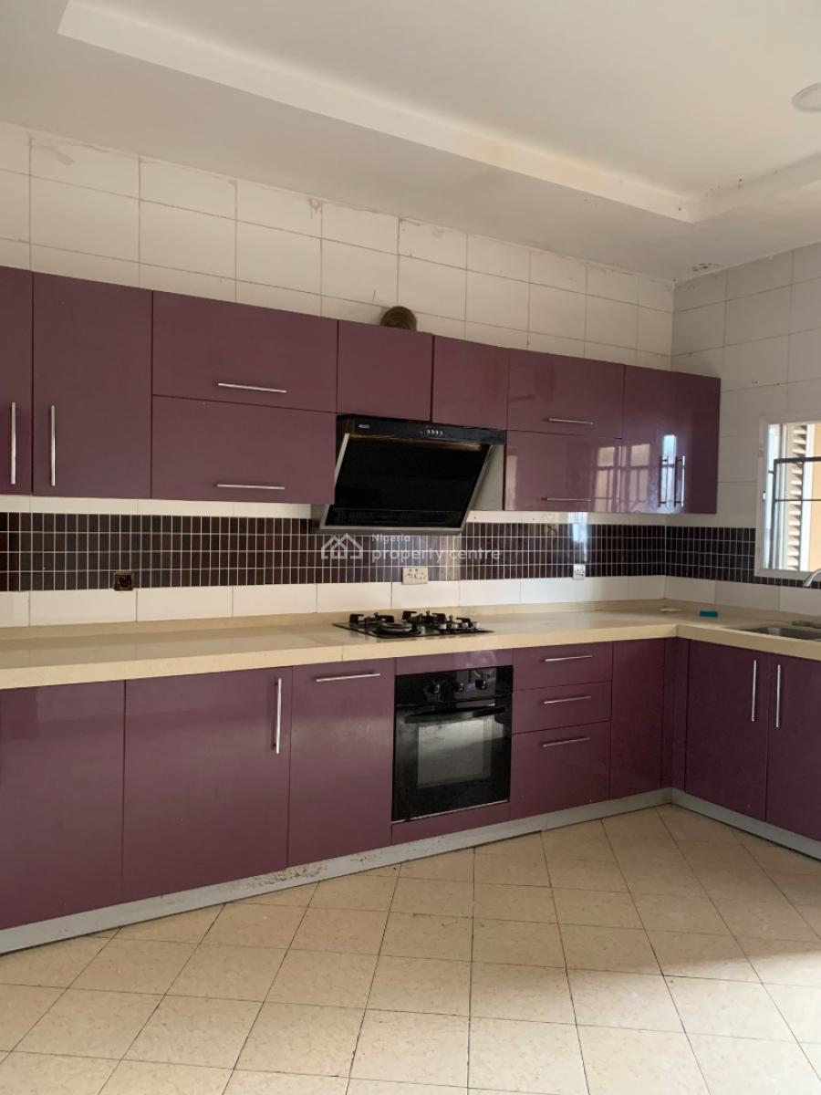3 Bedroom Apartments with a Bq, Lekki Phase 1, Lekki, Lagos, Flat / Apartment for Rent
