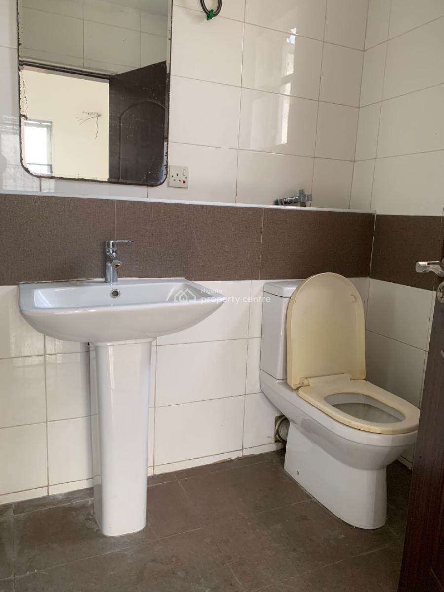 3 Bedroom Apartments with a Bq, Lekki Phase 1, Lekki, Lagos, Flat / Apartment for Rent