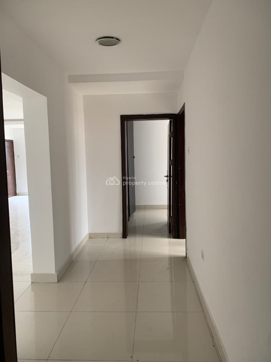 3 Bedroom Apartments with a Bq, Lekki Phase 1, Lekki, Lagos, Flat / Apartment for Rent