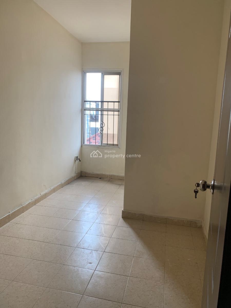3 Bedroom Apartments with a Bq, Lekki Phase 1, Lekki, Lagos, Flat / Apartment for Rent