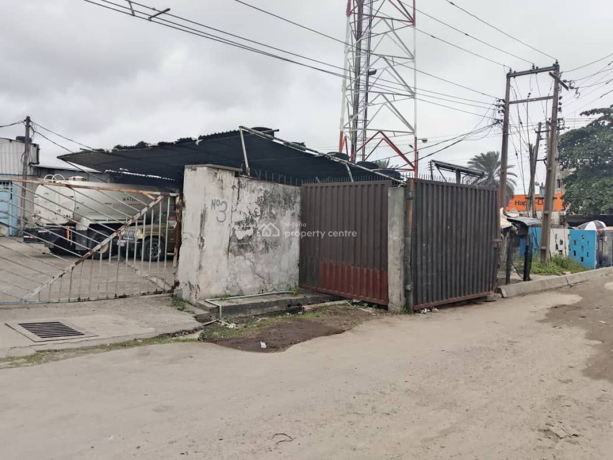 Commercial Property + 3 Warehouses & a Bungalow, Ijora Cause Way, Ijora, Apapa, Lagos, Commercial Property for Sale