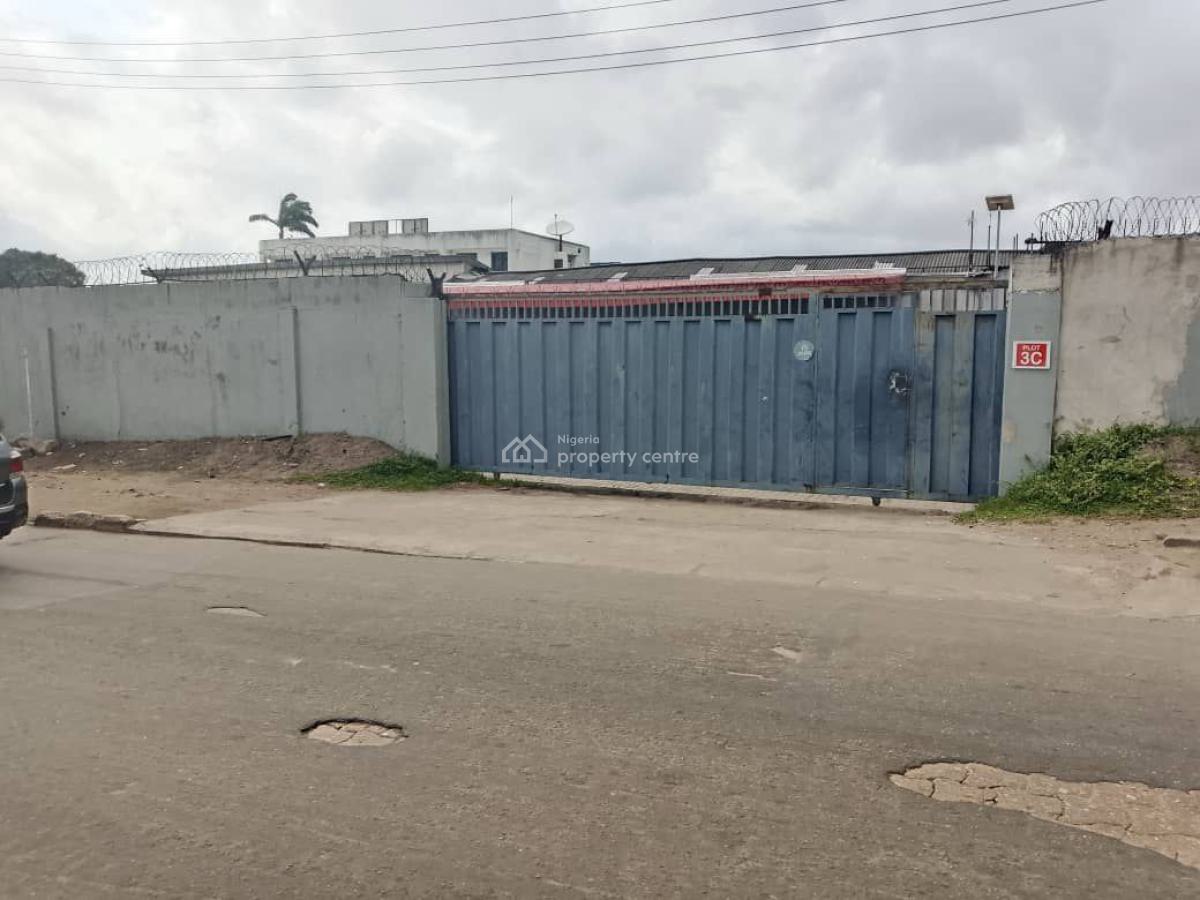 Commercial Property + 3 Warehouses & a Bungalow, Ijora Cause Way, Ijora, Apapa, Lagos, Commercial Property for Sale