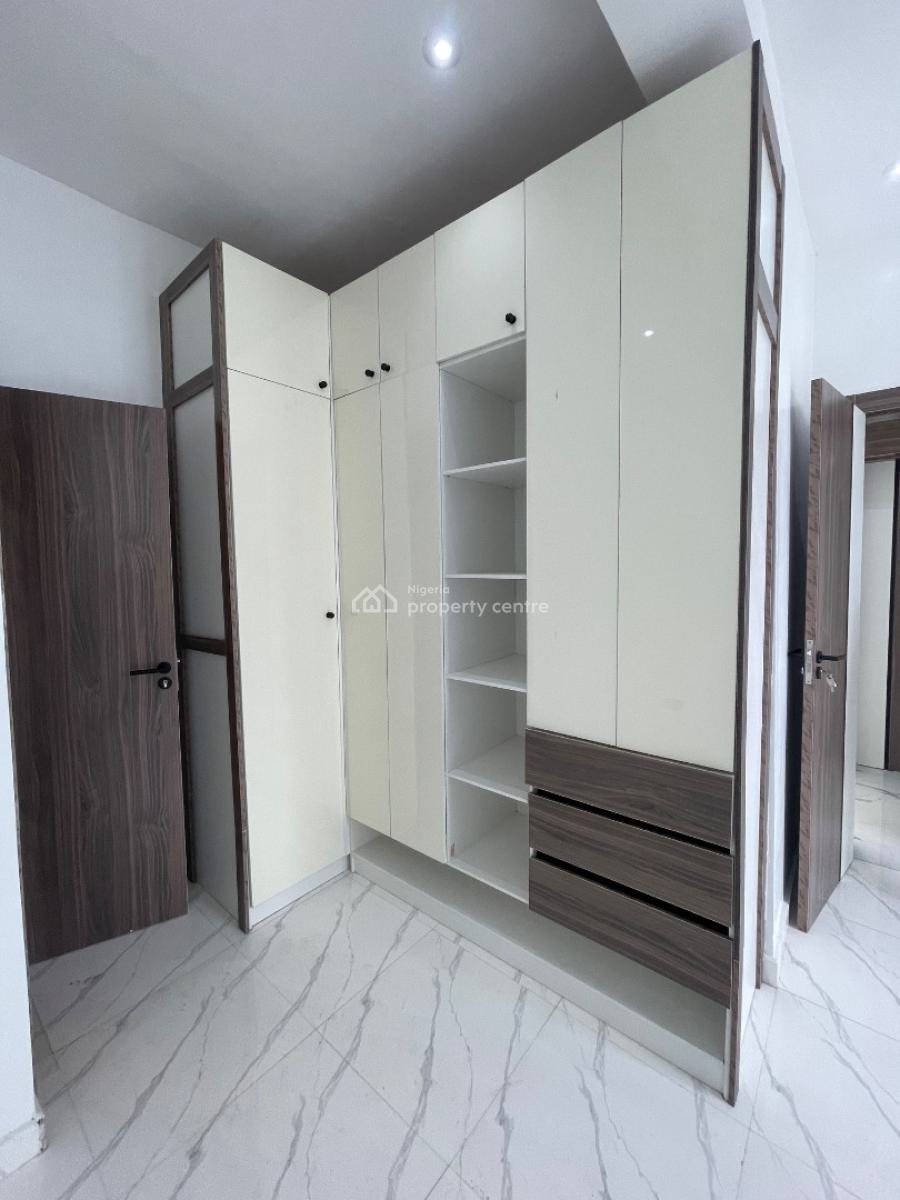 3 Bedroom, Series a, Lekki Phase 1, Lekki, Lagos, Flat / Apartment for Rent
