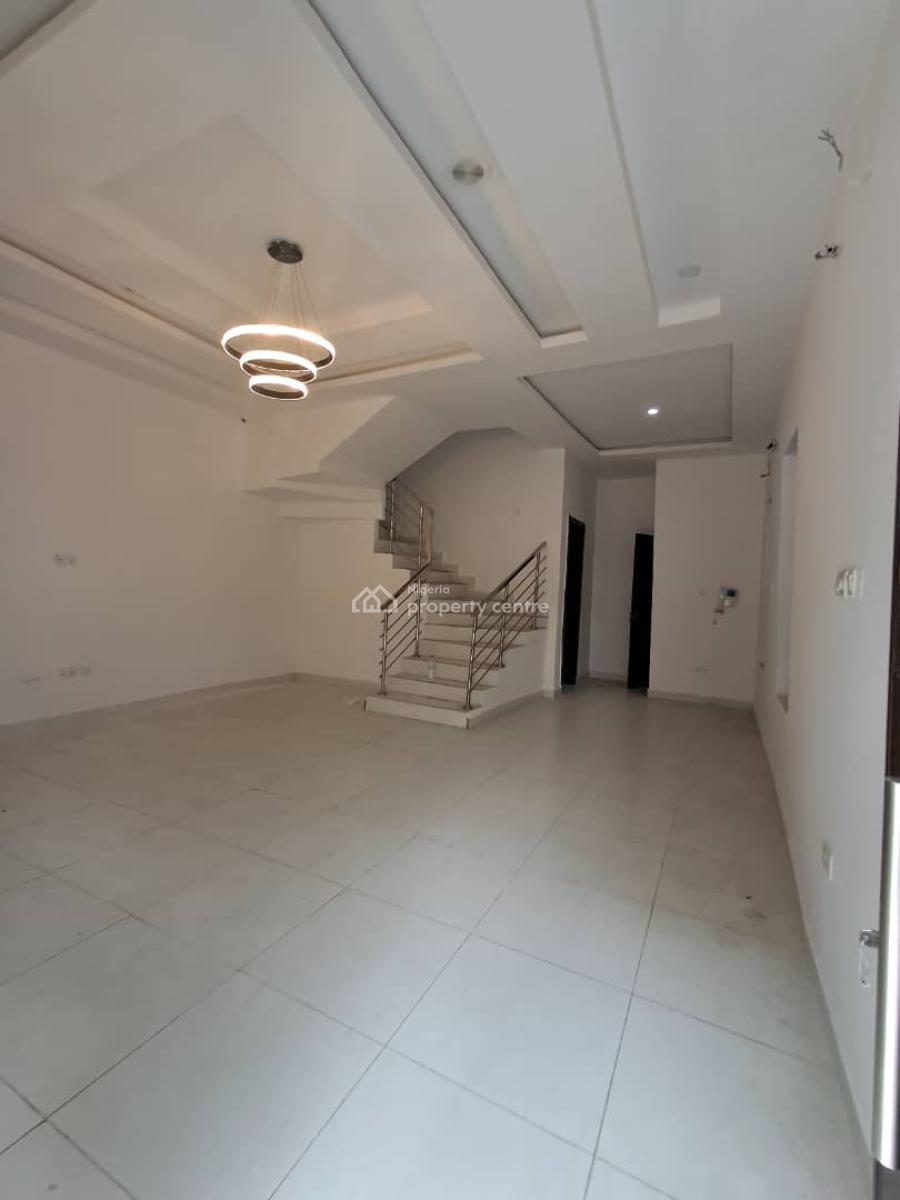 Well Maintained 4-bedroom Semi-detached Duplex, Orchid Road, Lekki, Lagos, Semi-detached Duplex for Sale