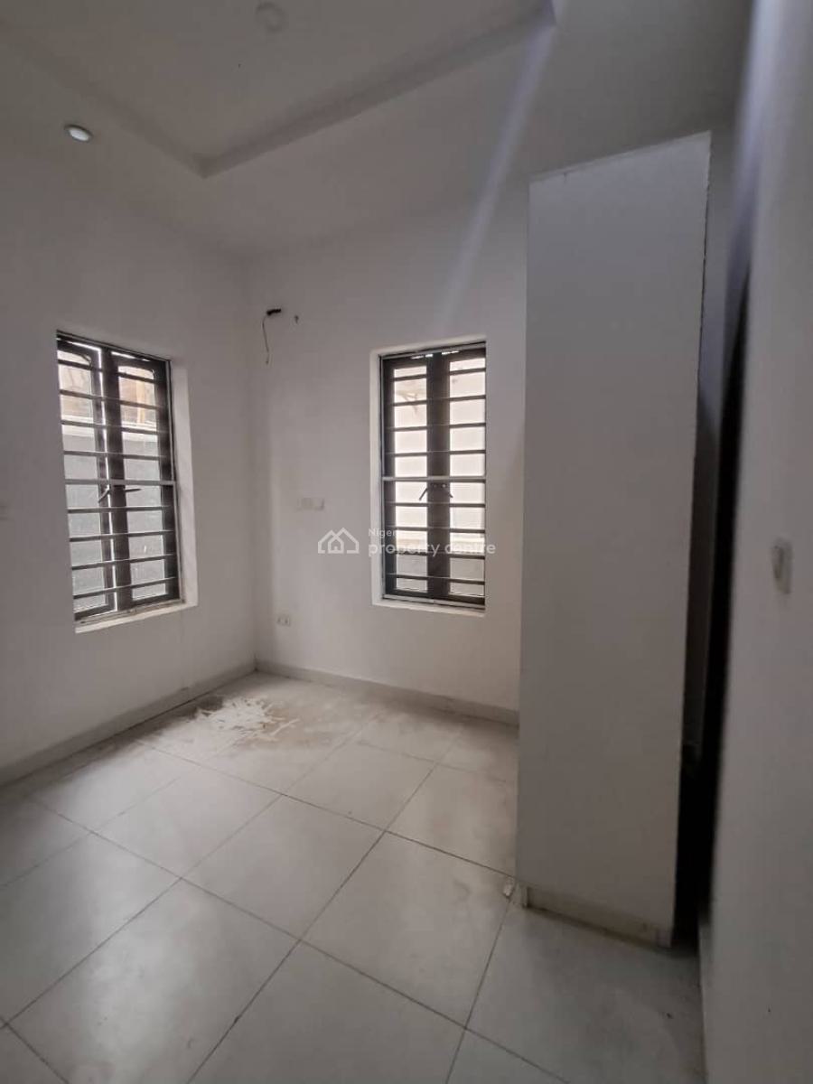 Well Maintained 4-bedroom Semi-detached Duplex, Orchid Road, Lekki, Lagos, Semi-detached Duplex for Sale