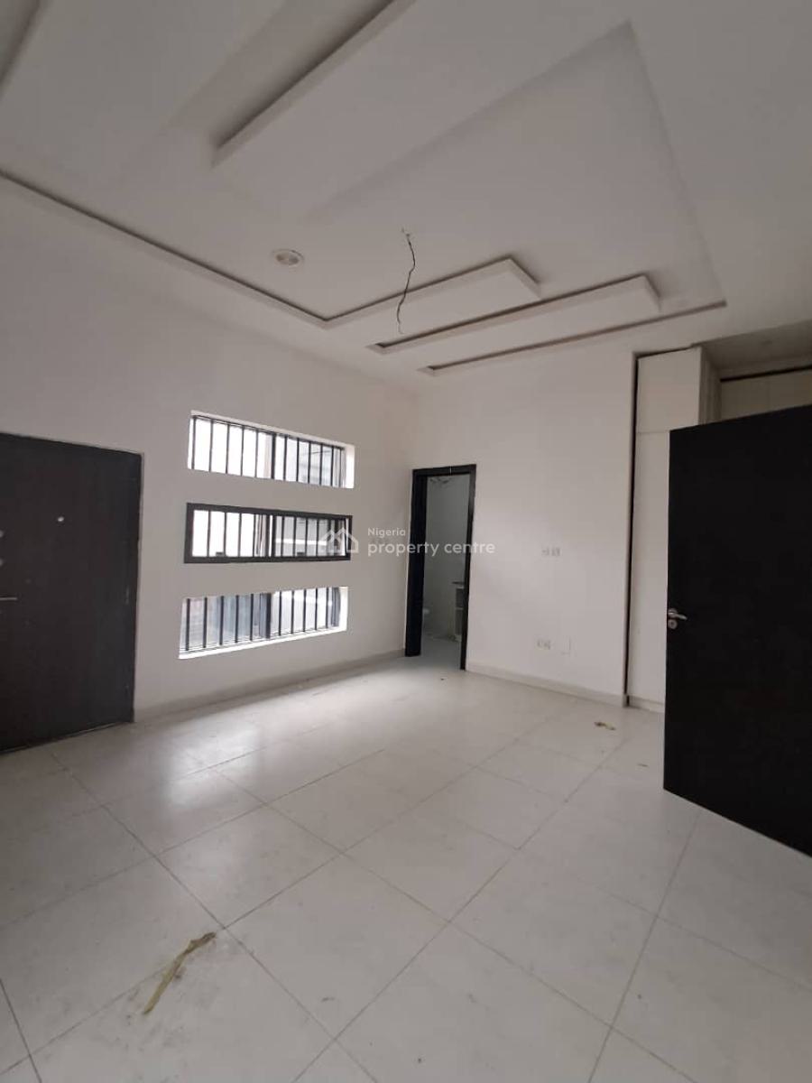 Well Maintained 4-bedroom Semi-detached Duplex, Orchid Road, Lekki, Lagos, Semi-detached Duplex for Sale