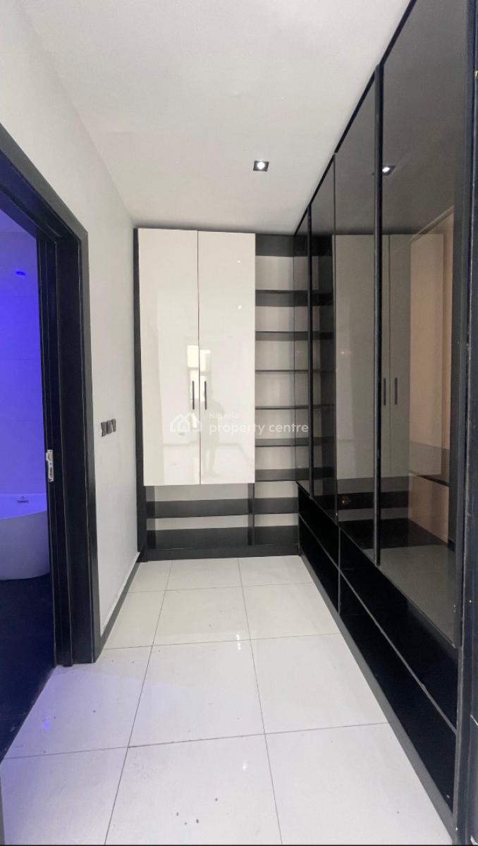 Nice 4 Bedroom Semi Detached Self Compound, Ikate Lekki Lagos, Lekki, Lagos, Semi-detached Duplex for Sale