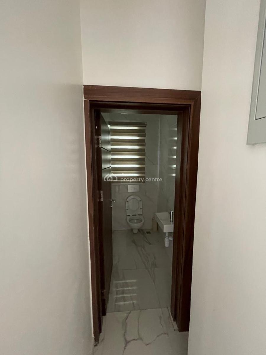 2 Bedroom Apartment, Lekki Phase 1, Lekki, Lagos, Flat / Apartment for Rent