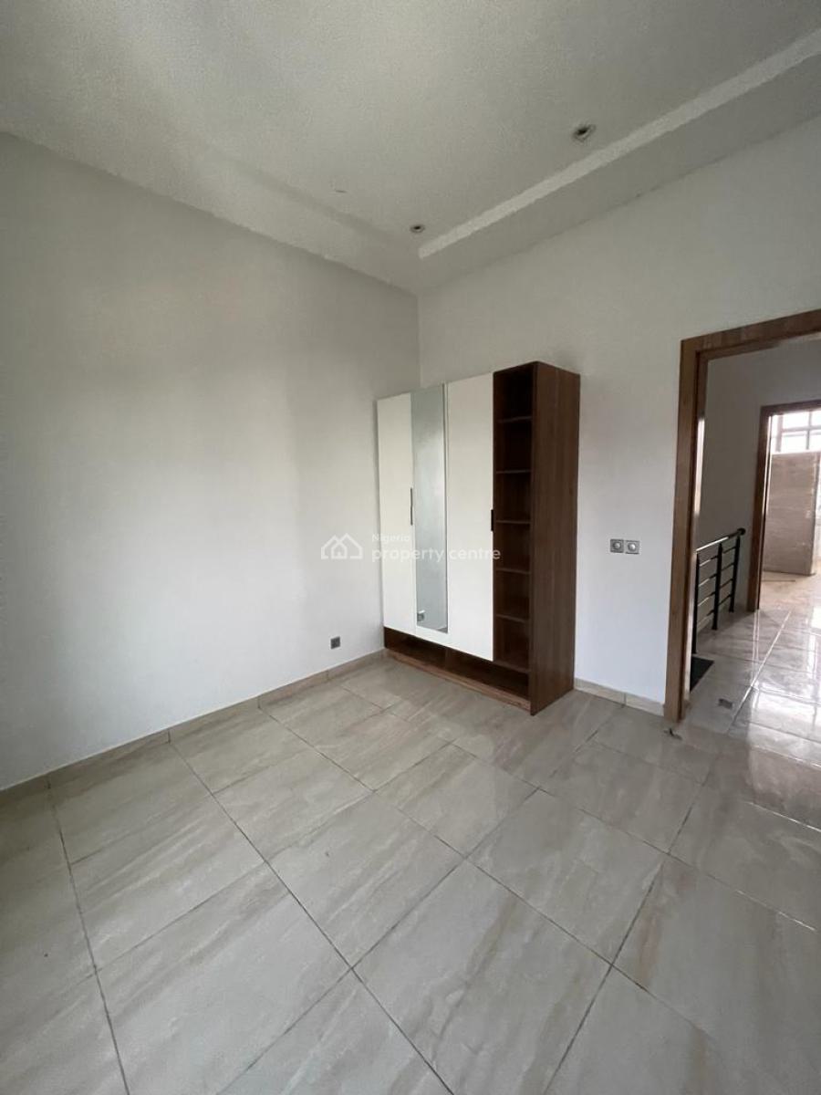 Newly Renovated 4-bedroom Terrace House with a Room Bq, Seagate Estate, Off Kunsela Road, Ikate Elegushi, Lekki, Lagos, Terraced Duplex for Sale