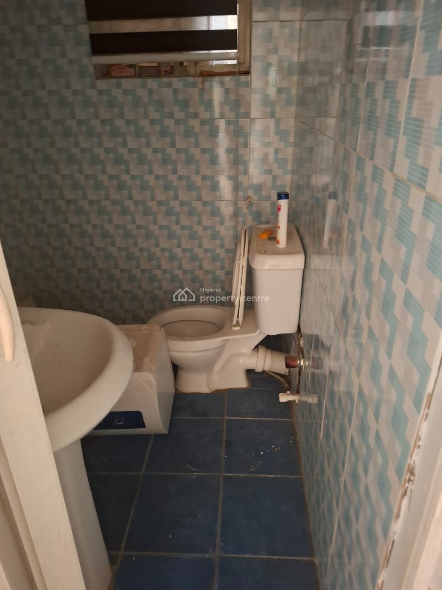 a 2 Bedroom Flat, Maitama District, Abuja, Flat / Apartment for Rent