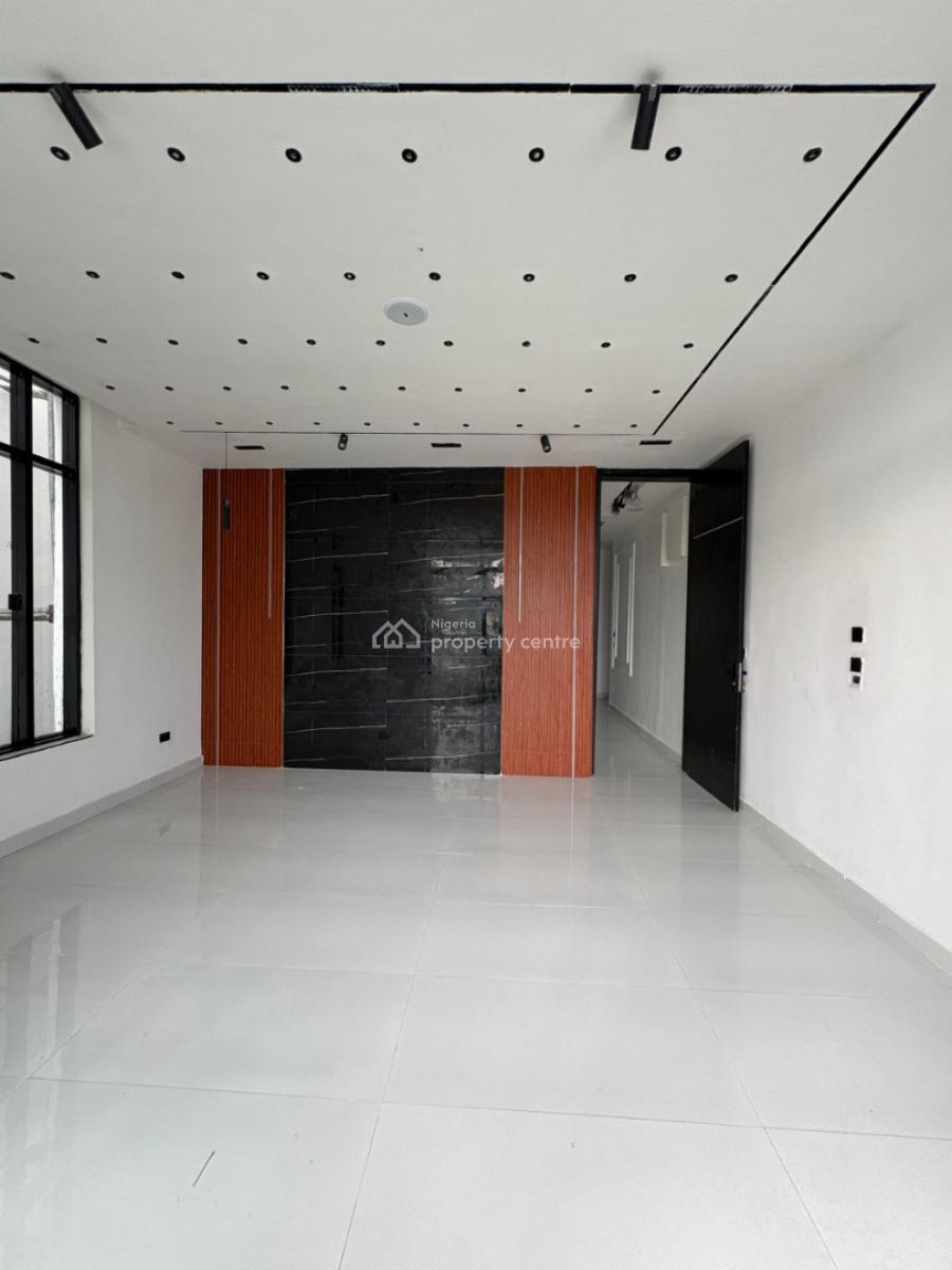 6-bedroom Detached Home, Lekki, Lagos, House for Sale