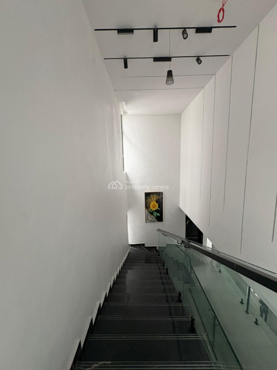 6-bedroom Detached Home, Lekki, Lagos, House for Sale