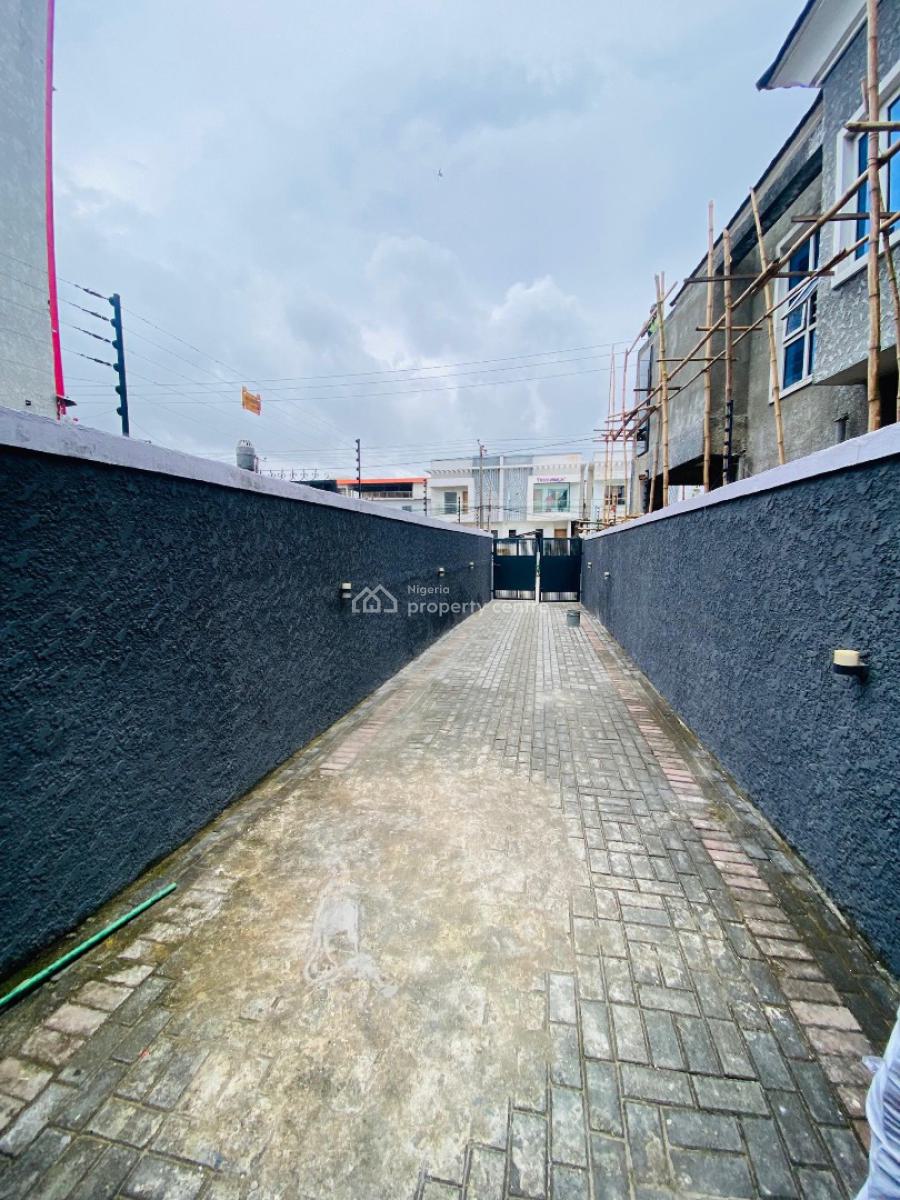 5 Bedroom Semi Detached Duplex on 2 Floor with Long Drive, Orchid, Lekki, Lagos, Semi-detached Duplex for Sale