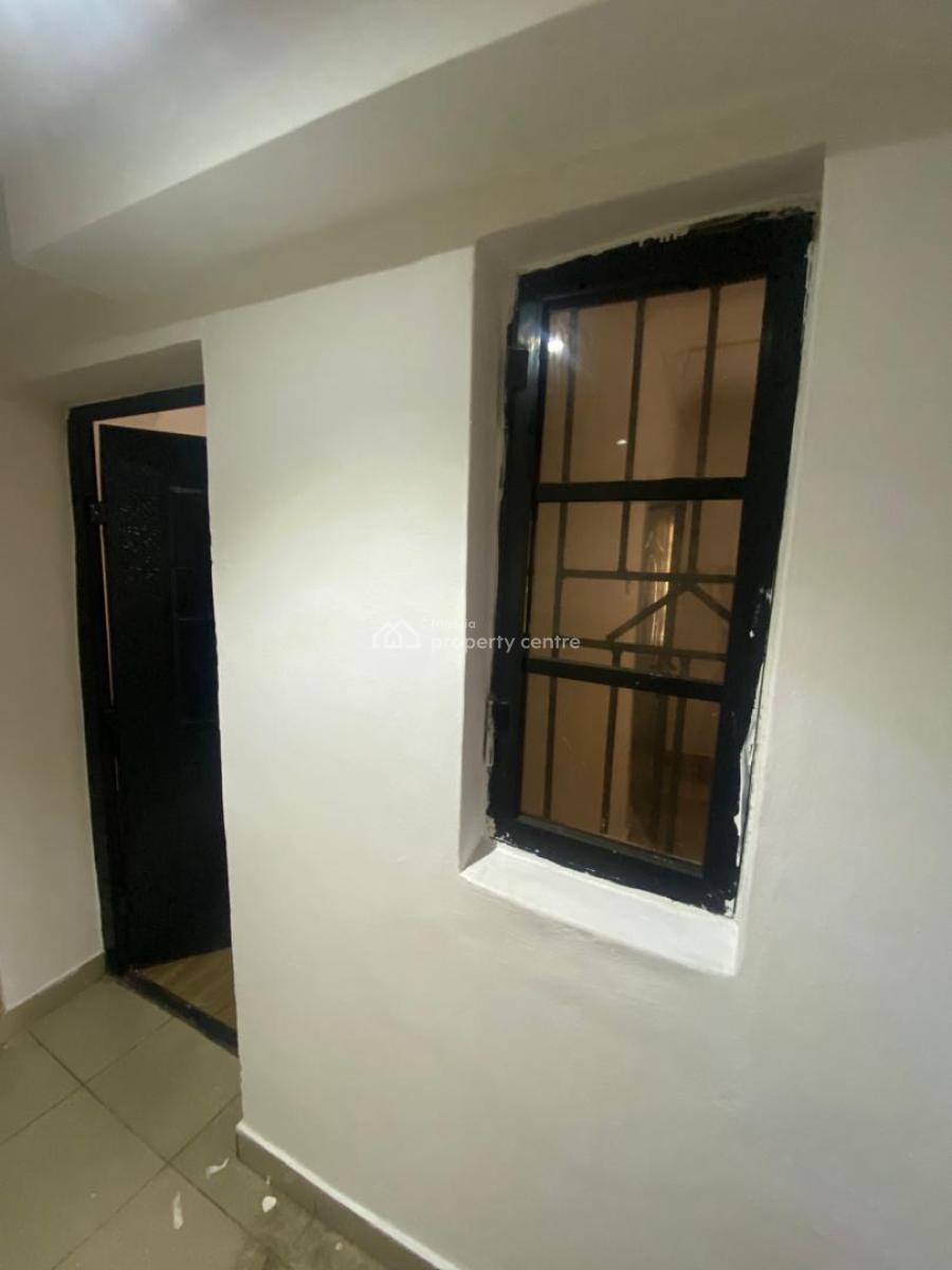 Mini Flat, Lekki Phase 1, Lekki, Lagos, Mini Flat (room and Parlour) for Rent