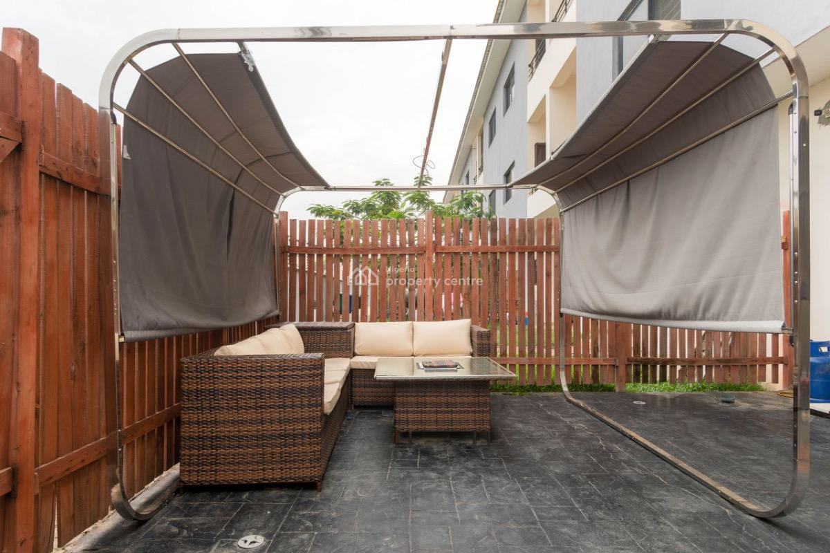 Luxurious 4 Bedroom Villa with 2 Livingroom and Private Chef, Bayview Estate, Ikate, Lekki, Lagos, Flat / Apartment Short Let