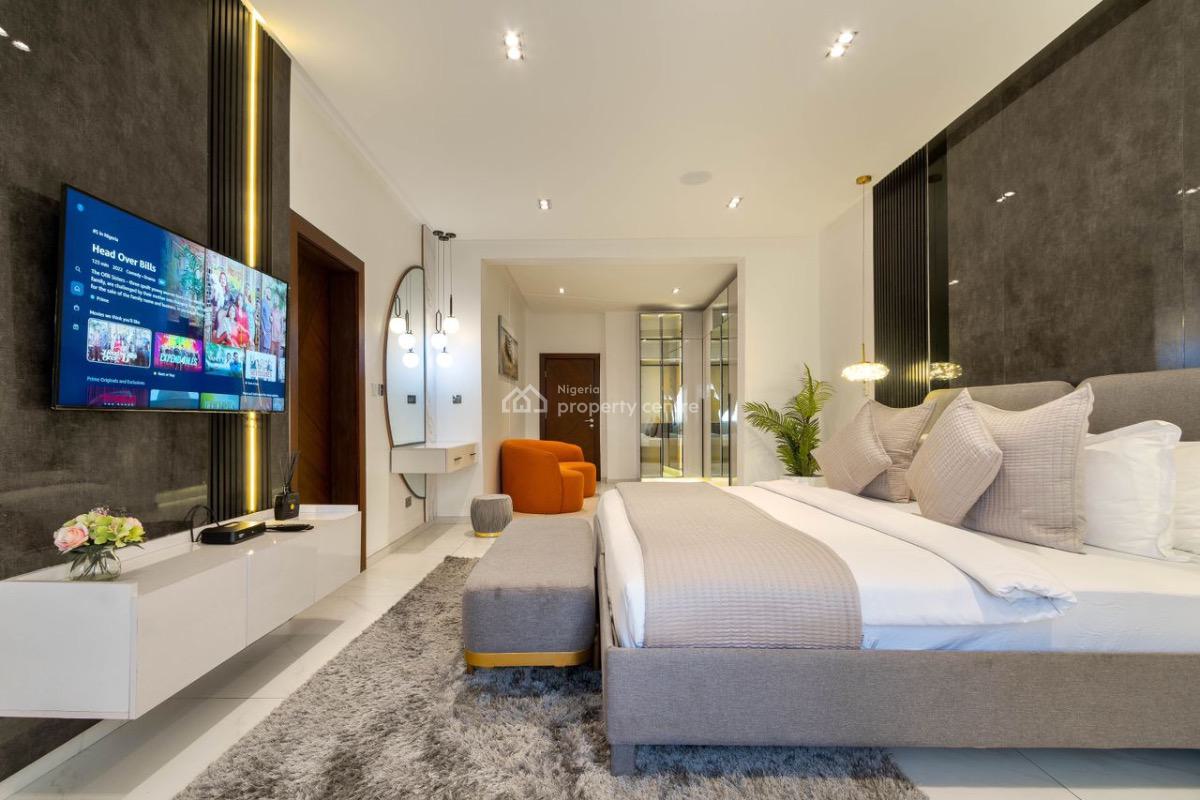 Luxurious 4 Bedroom Villa with 2 Livingroom and Private Chef, Bayview Estate, Ikate, Lekki, Lagos, Flat / Apartment Short Let