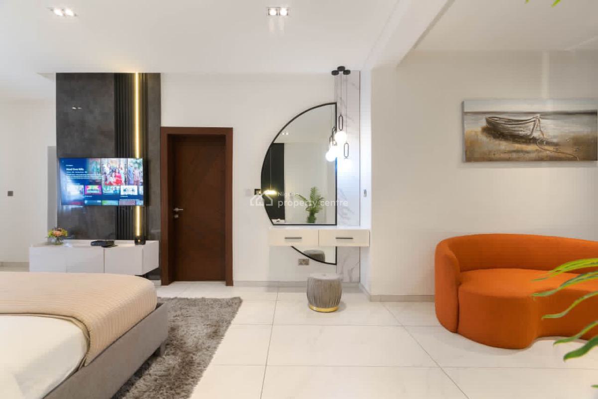 Luxurious 4 Bedroom Villa with 2 Livingroom and Private Chef, Bayview Estate, Ikate, Lekki, Lagos, Flat / Apartment Short Let