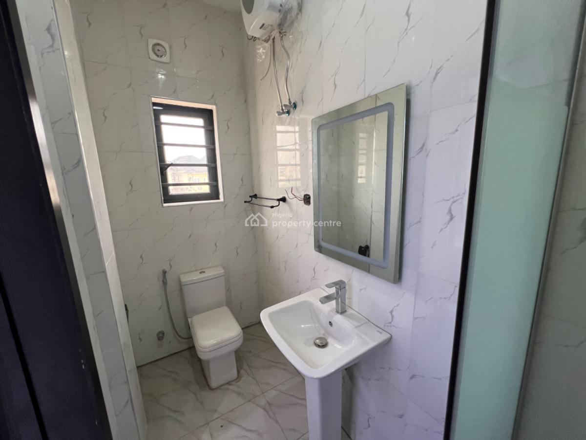 Brand New 2 Bedroom Apartment, Ologolo, Lekki, Lagos, Flat / Apartment for Sale