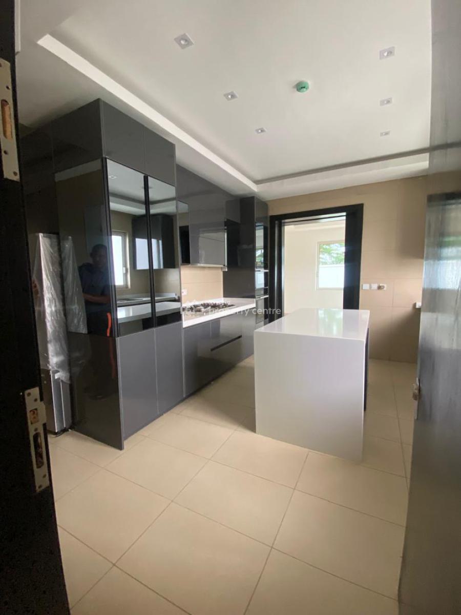 Spacious 3 Bedroom Flat, Banana Island, Ikoyi, Lagos, Flat / Apartment for Rent