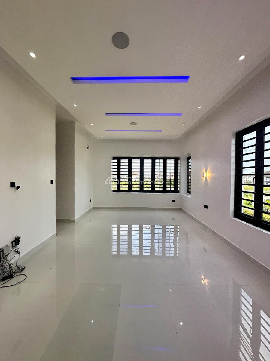 5 Bedroom Fully Detached, Sangotedo, Ajah, Lagos, Detached Duplex for Sale