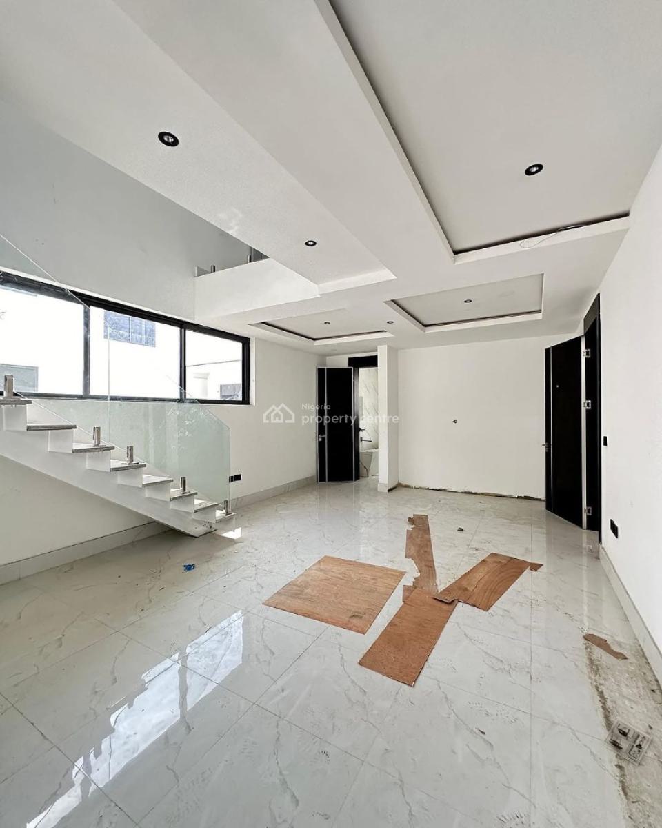 Spacious and 4-bedroom Terrace with Boys Quarters (bq), Swimming Pool, Old Ikoyi, Ikoyi, Lagos, Terraced Duplex for Rent