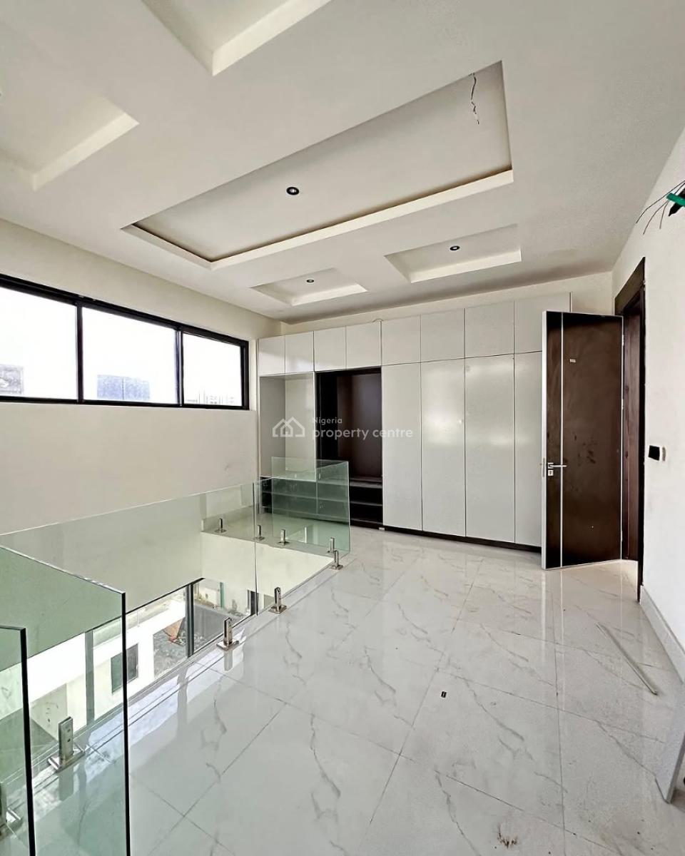 Spacious and 4-bedroom Terrace with Boys Quarters (bq), Swimming Pool, Old Ikoyi, Ikoyi, Lagos, Terraced Duplex for Rent