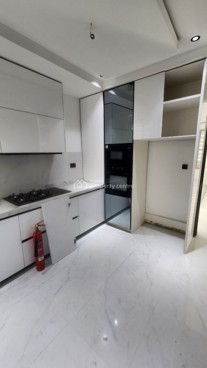 Spacious and 4-bedroom Terrace with Boys Quarters (bq), Swimming Pool, Old Ikoyi, Ikoyi, Lagos, Terraced Duplex for Rent