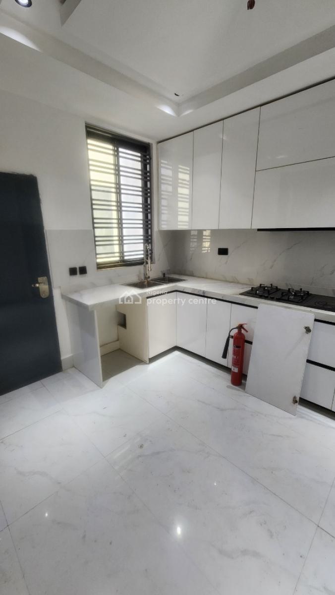 Spacious and 4-bedroom Terrace with Boys Quarters (bq), Swimming Pool, Old Ikoyi, Ikoyi, Lagos, Terraced Duplex for Rent