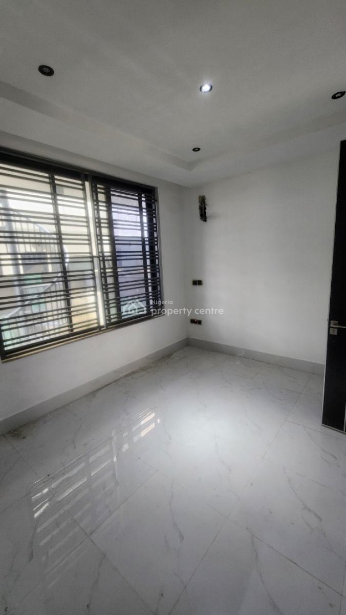Spacious and 4-bedroom Terrace with Boys Quarters (bq), Swimming Pool, Old Ikoyi, Ikoyi, Lagos, Terraced Duplex for Rent