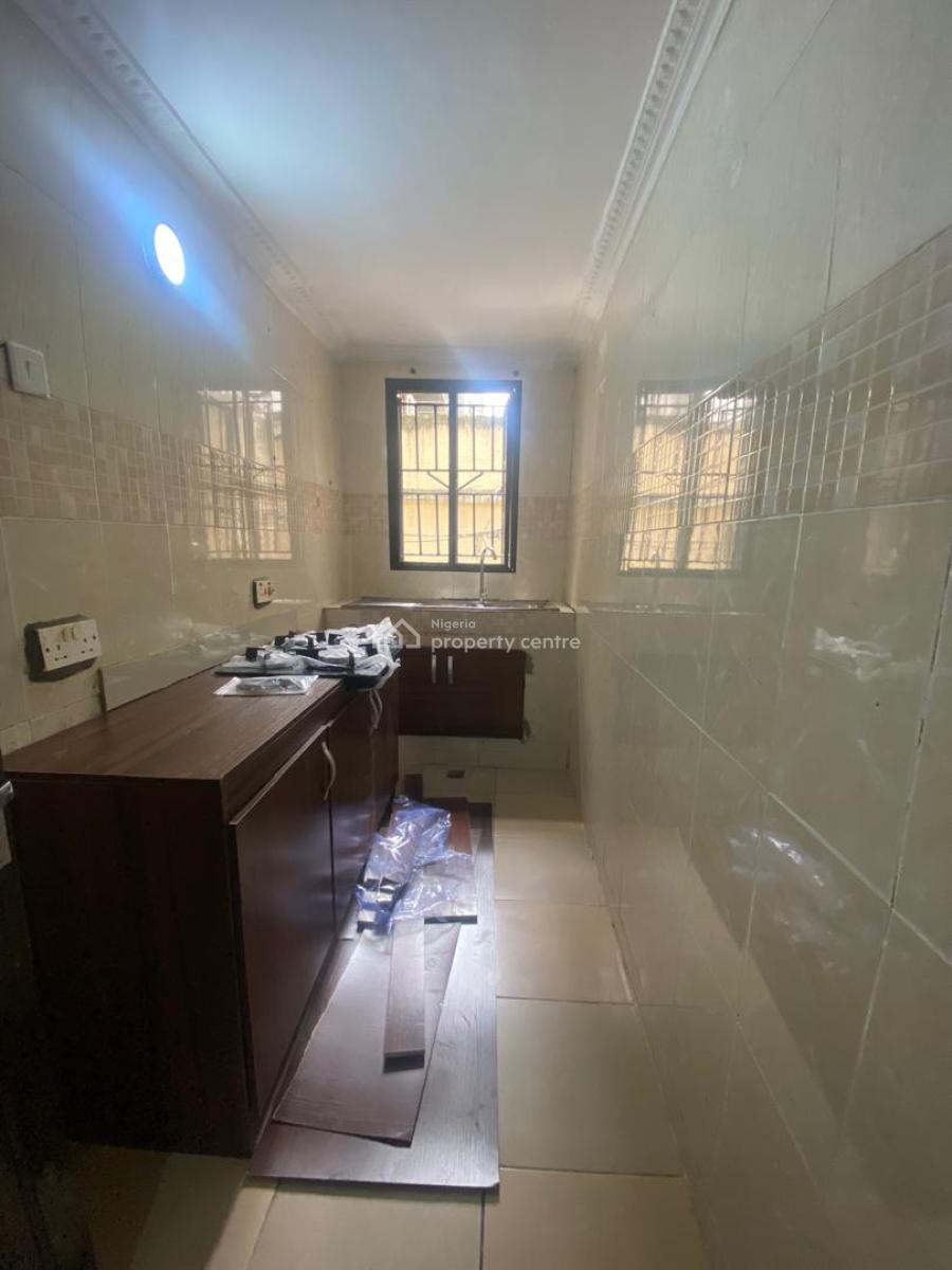Newly Refurbished and Renovated Room and Parlour, Lekki Right By Pinnacle Filling Station, Lekki, Lagos, Mini Flat (room and Parlour) for Rent