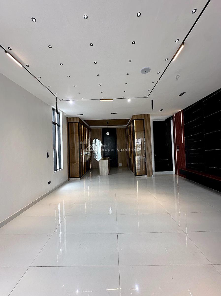 6 Bedroom Fully Detached with Bq, Lekki, Lagos, Detached Duplex for Sale
