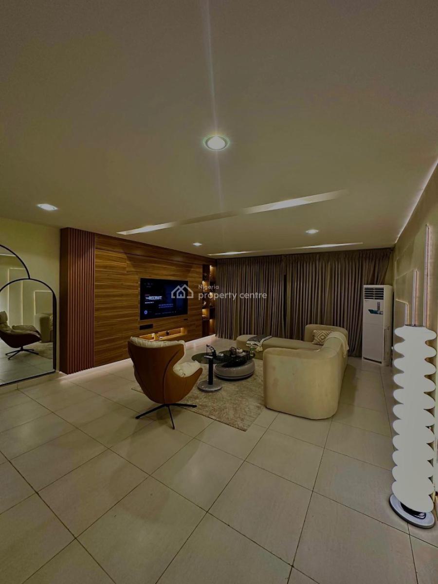 Luxurious Exclusive 2 Bedroom Apartment with Pool, Lekki Phase 1, Lekki, Lagos, Flat / Apartment Short Let